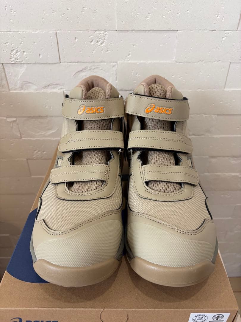 未使用　安全靴　asics WINJOB CP216 TOUGH 27.0cm