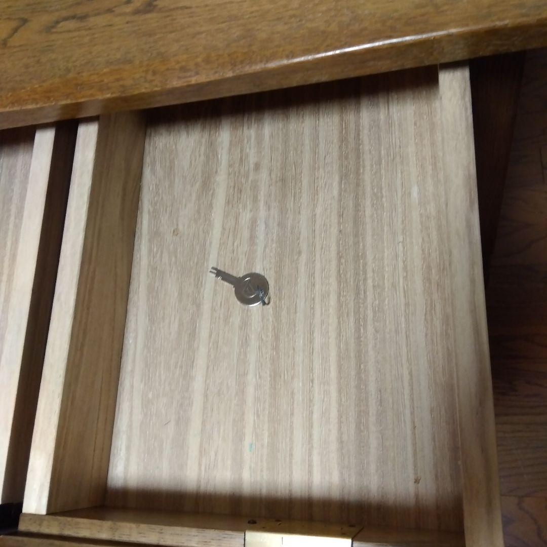 黒猫様専用 無垢楢材 片袖机2点 株式会社オカムラ |