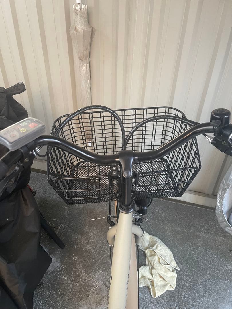 ほぼ新品】電動アシスト自転車26インチ シマノ6段変速 後輪ロック鍵