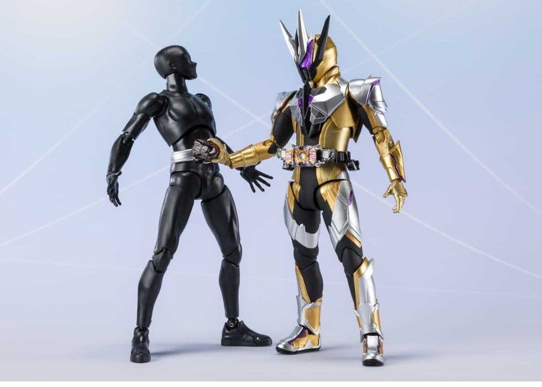 輸送箱未開封 仮面ライダーサウザー フィギュアーツ - メルカリ