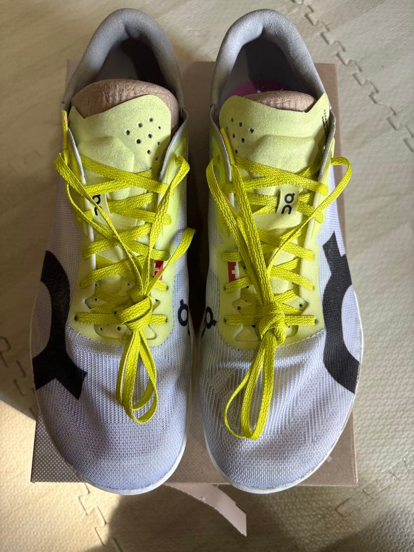 スパイク・シューズ On Cloudspike Amplius2 26.5cm