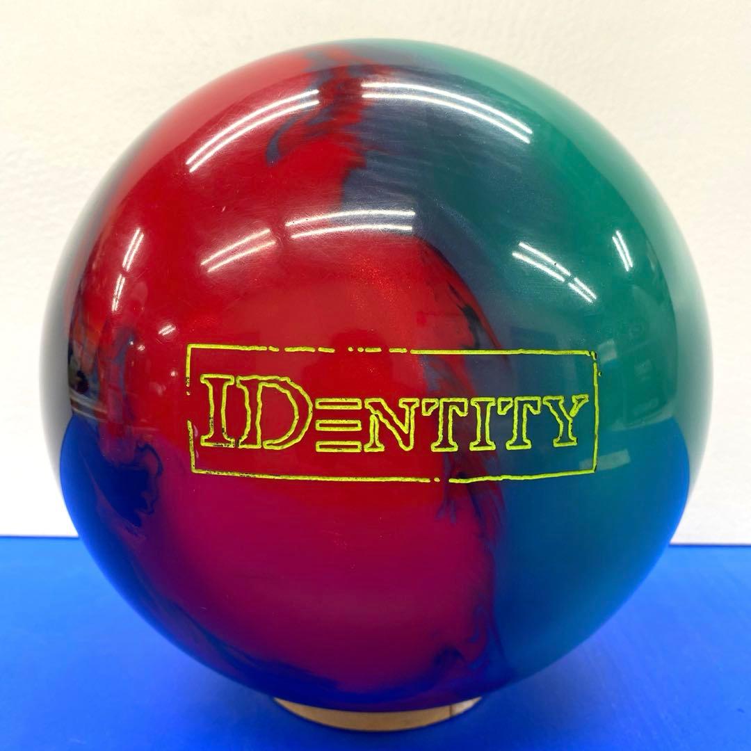 美品プラグ済み 初代 I Dentity ストーム Storm ボウリングボール 美品プラグ済み 初代 I Dentity ストーム Storm ボウリングボール