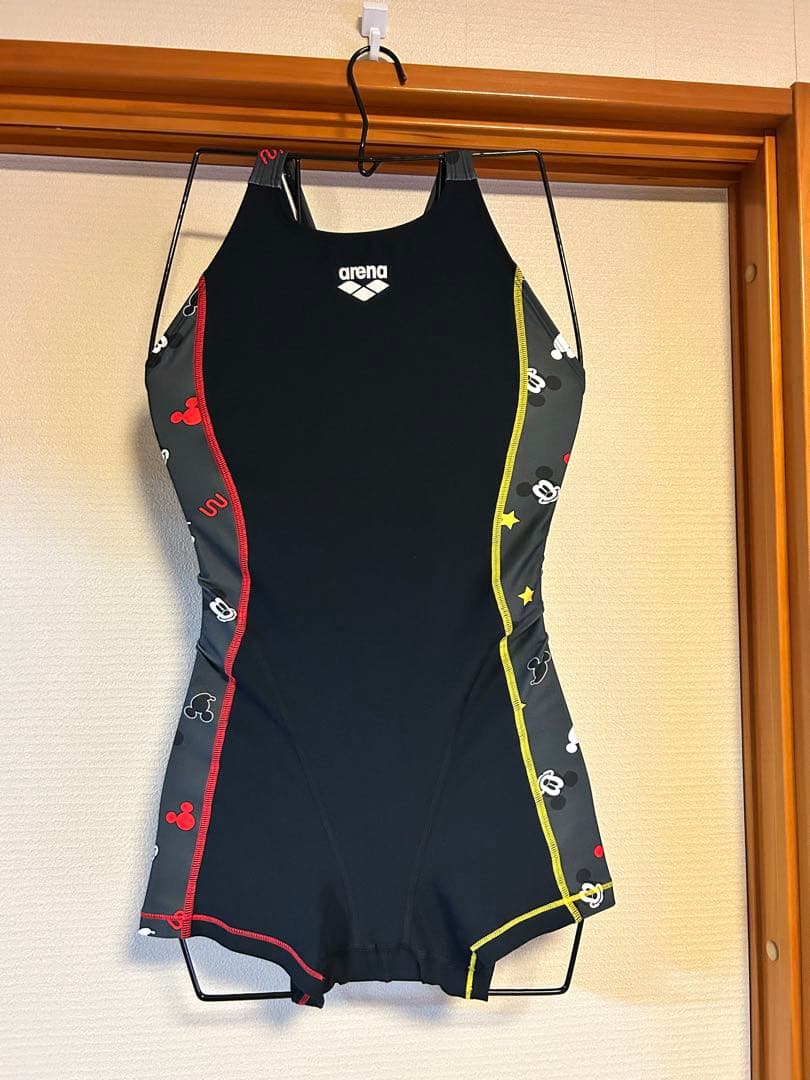 arena ミッキーマウス柄 スポーツ用水着 M アリーナ（arena） (ネコポス可)アリーナ(ARENA) 女性用 練習用水着