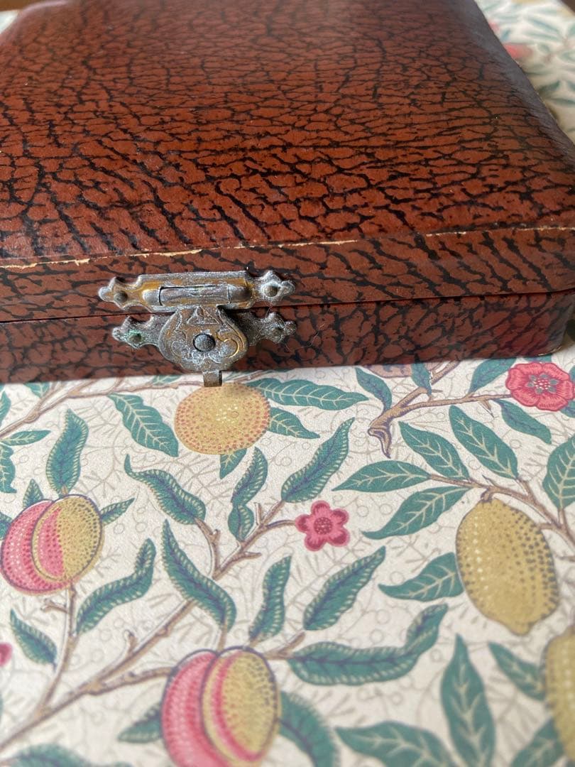 アンティーク銀製パウダーコンパクトミラー 銀製装飾品ニエロ象嵌