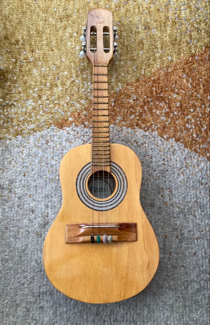 カヴァキーニョ　cavaquinho カヴァキーニョ - Wikipedia