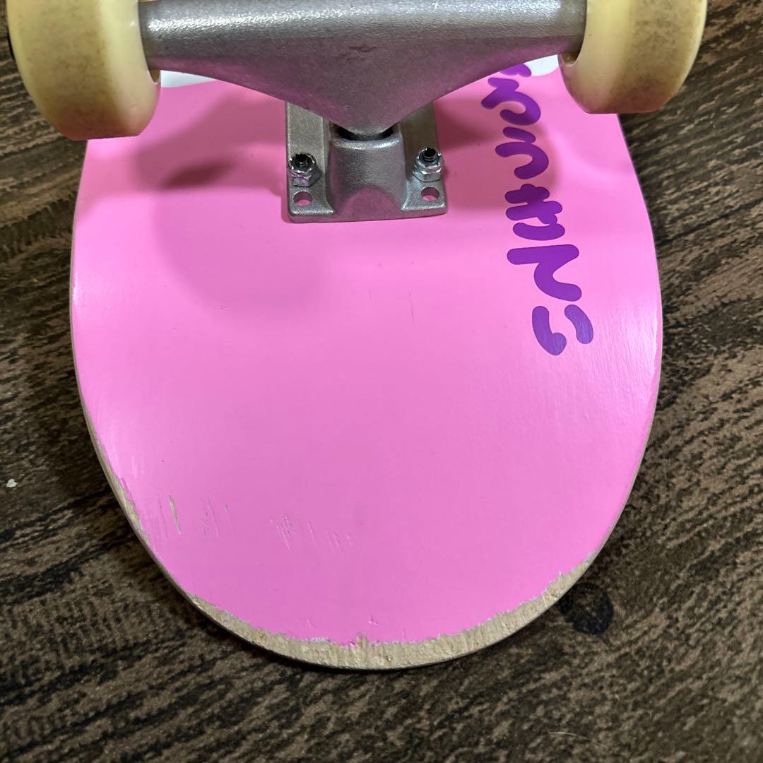 GIRL ハローキティ スケートボード 7.75 - メルカリ