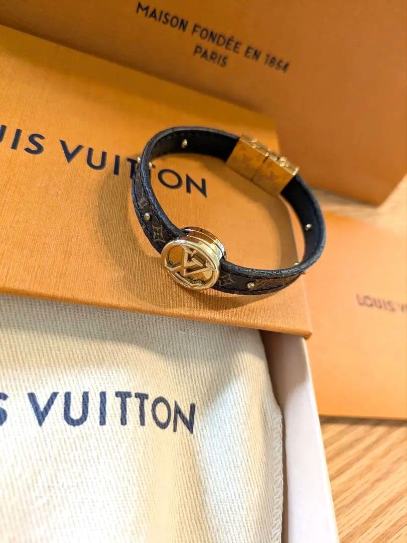 Louis Vuitton LVサークルリバーシブルスタッズバングル モノグラム