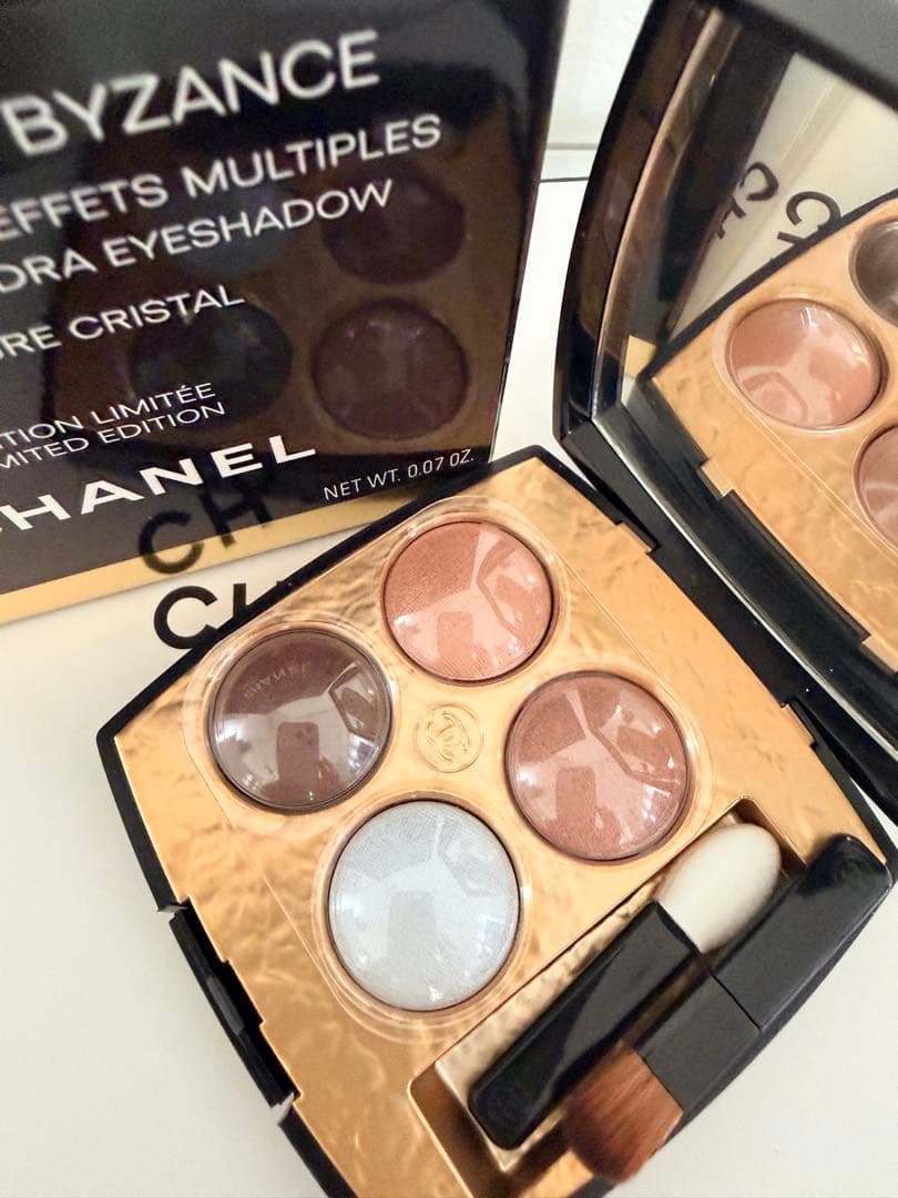 CHANEL アイシャドウ レ キャトル オンブル ビザンス 328 シャネル / レ キャトル オンブル ビザンス 328 パリュール クリスタル