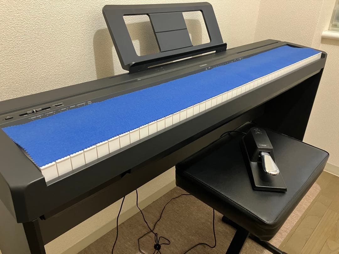 中古美品4点セット】YAMAHA 電子ピアノ、スタンド、フットペダル、イス