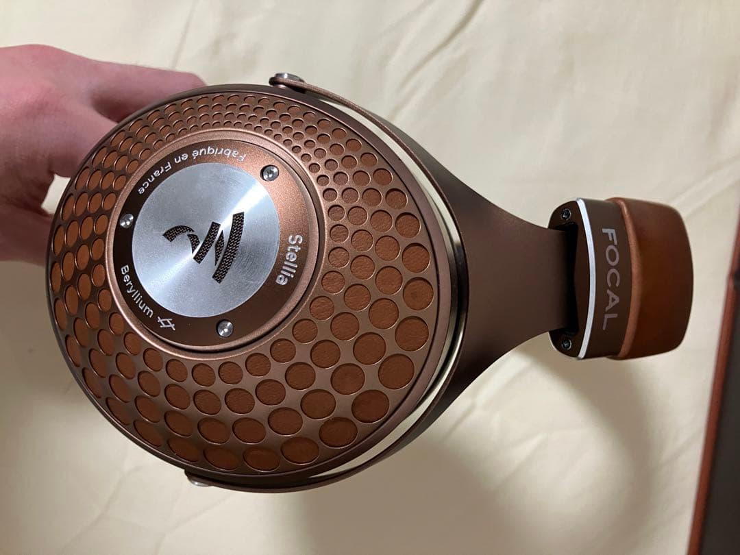 Focal Stellia 非喫煙 ペットなし 付属品付き