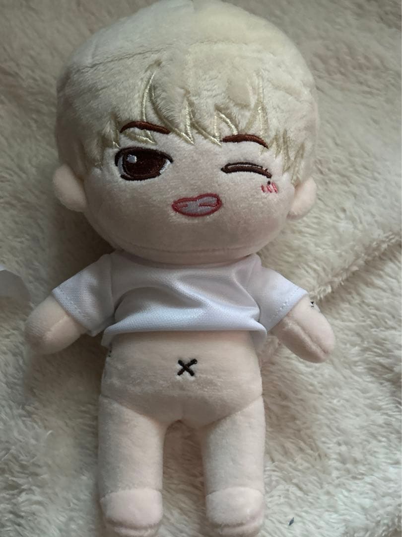 BIGBANG G-DRAGON ジヨン ぬいぐるみ ドール 20cm - メルカリ