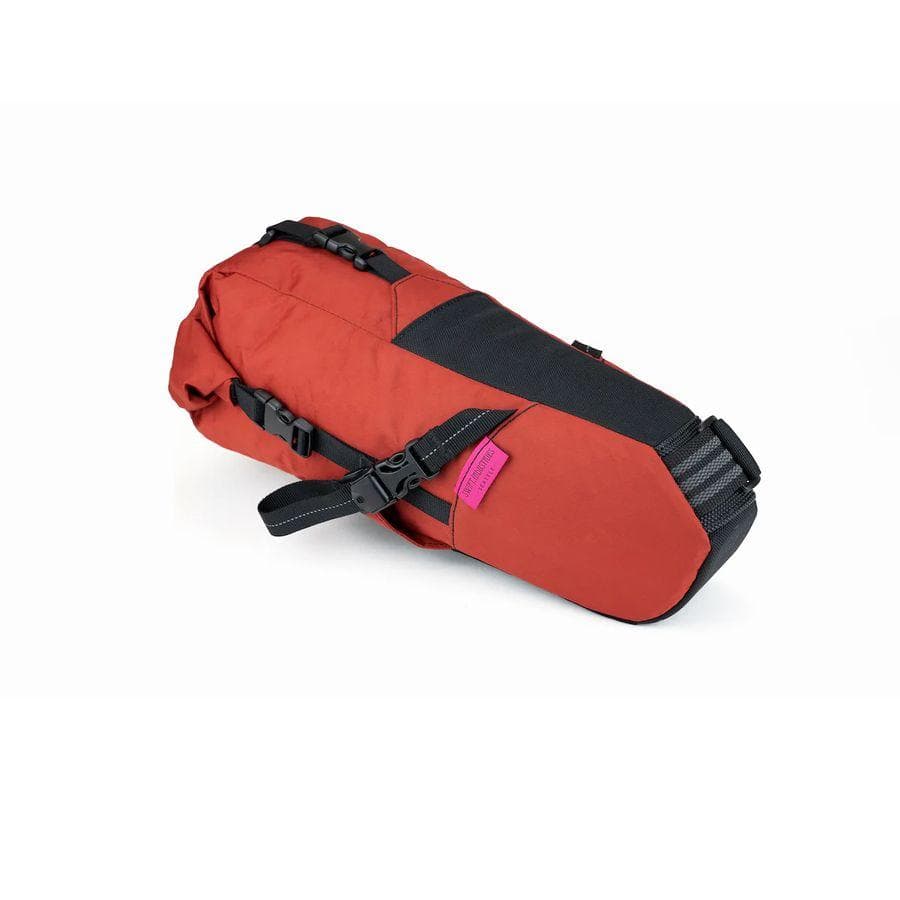 スウィフトインダストリーズ Olliepack シートバッグ Redwood 赤
