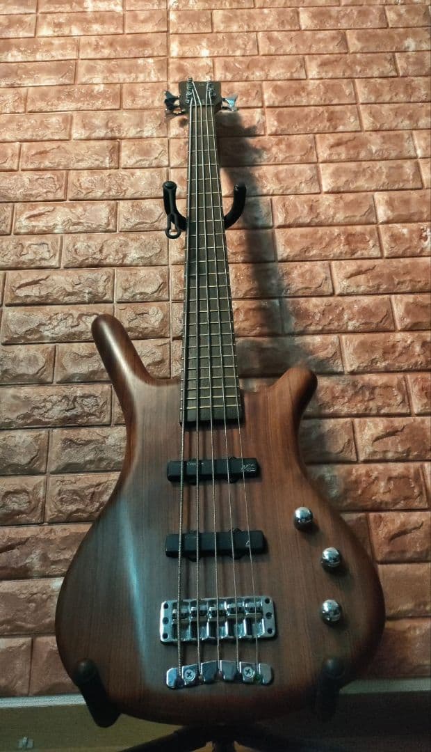 激アツセール中! Warwick Corvette Standard 1997年 Warwick Corvette Standard Brown 1997 – Chicago Music Exchange