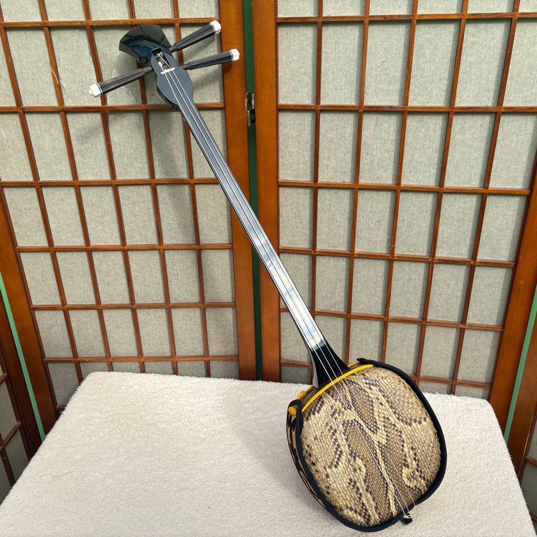 沖縄三線 蛇 脱皮 本革製 pd_796f69a868af842be28115bbabd