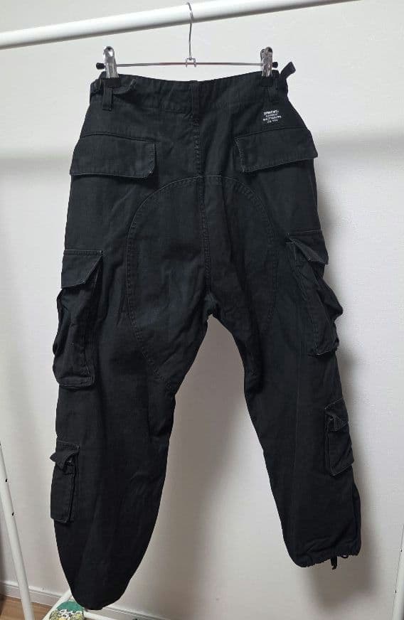 在庫 処分 セール 通販ファッション - Supreme 黒カーゴパンツ30 22AW