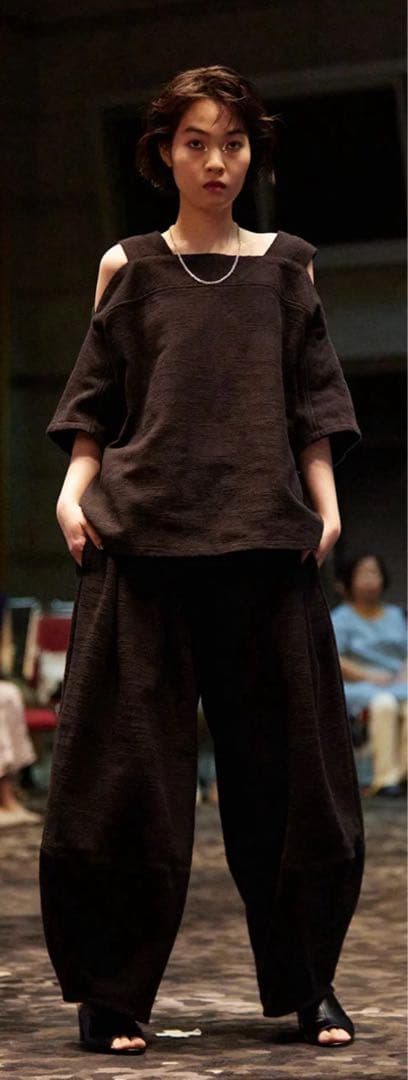 ERIKO YAMAGUCHI 2023 AWワイドパンツ 黒 パンフ付