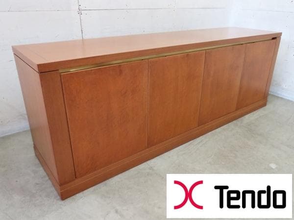 美品■天童木工■チーク材■1990年代■ヴィンテージ■サイドボード■北欧モダン■ 天童木工(TENDO)のシンプルなデザインのサイドボードです。チーク無垢