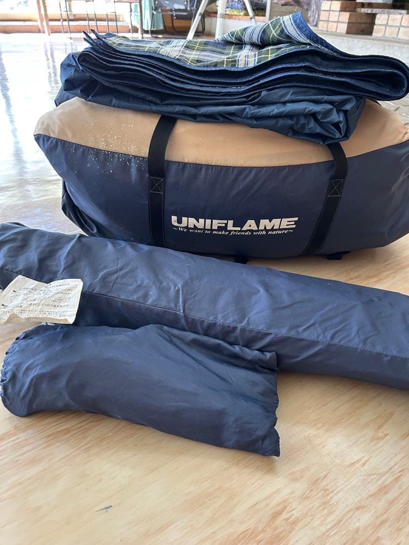 UNIFLAME キャンプテント ベージュ・ネイビー4人用の通販はau PAY