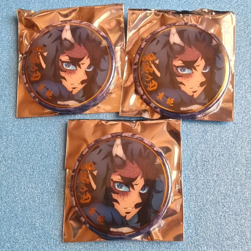 鬼滅の刃 絵巻カフェ 哀絶 箔押し 缶バッジ セット お知らせ】 テレビアニメ「鬼滅の刃」刀鍛冶の里編 キャラクター絵巻