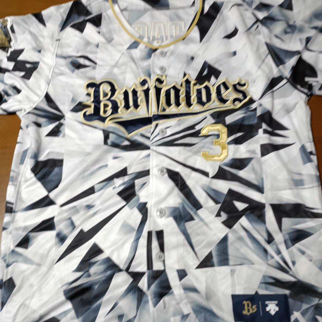 オリックスバッファローズユニホーム 安達 了一 2012～2024 3番 - メルカリ