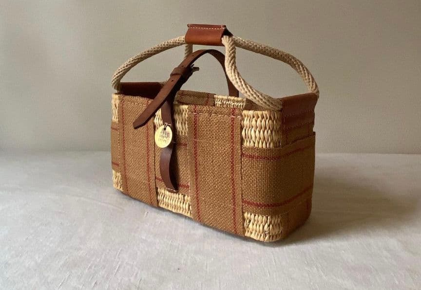  store watanabe カゴバッグ　新品未使用品 唯一無二のデザインで魅了！ガーナの伝統と雇用を守る「AAKS」のカゴ