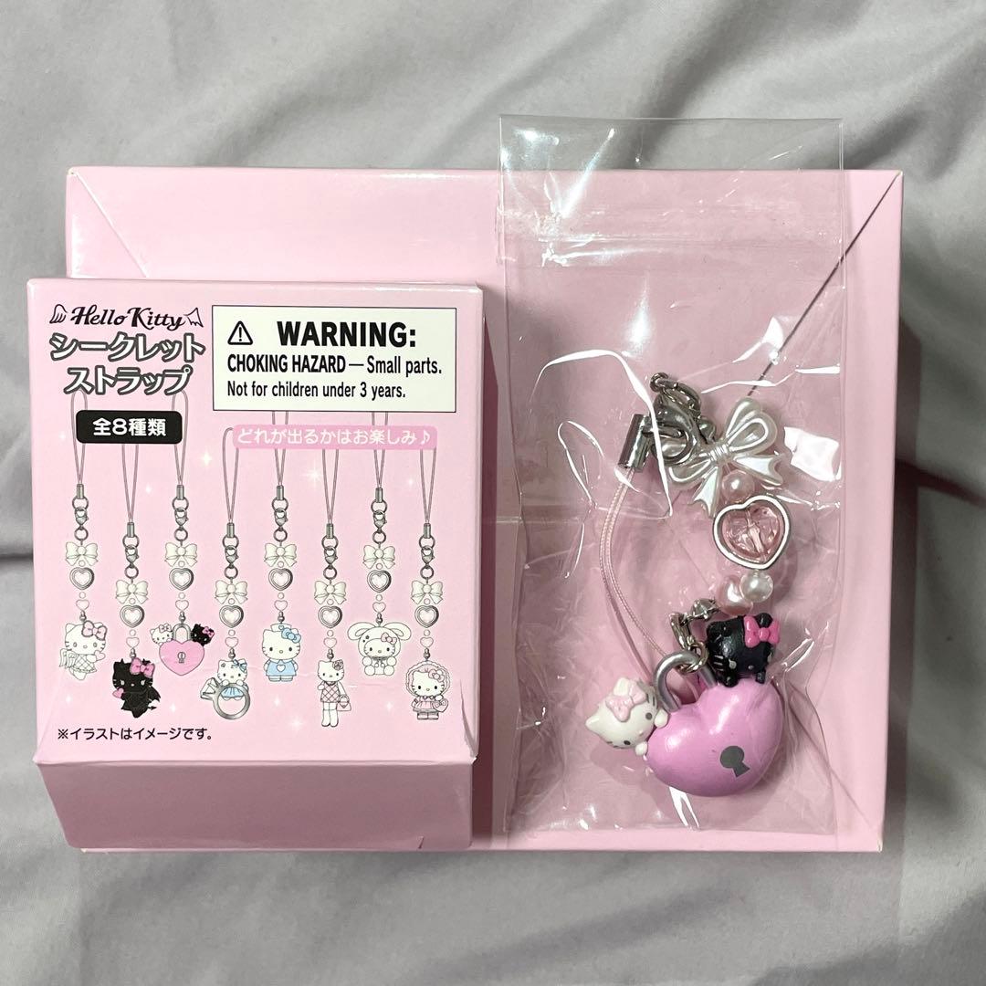 サンリオ ハローキティ 天使と悪魔 シークレットストラップ - メルカリ