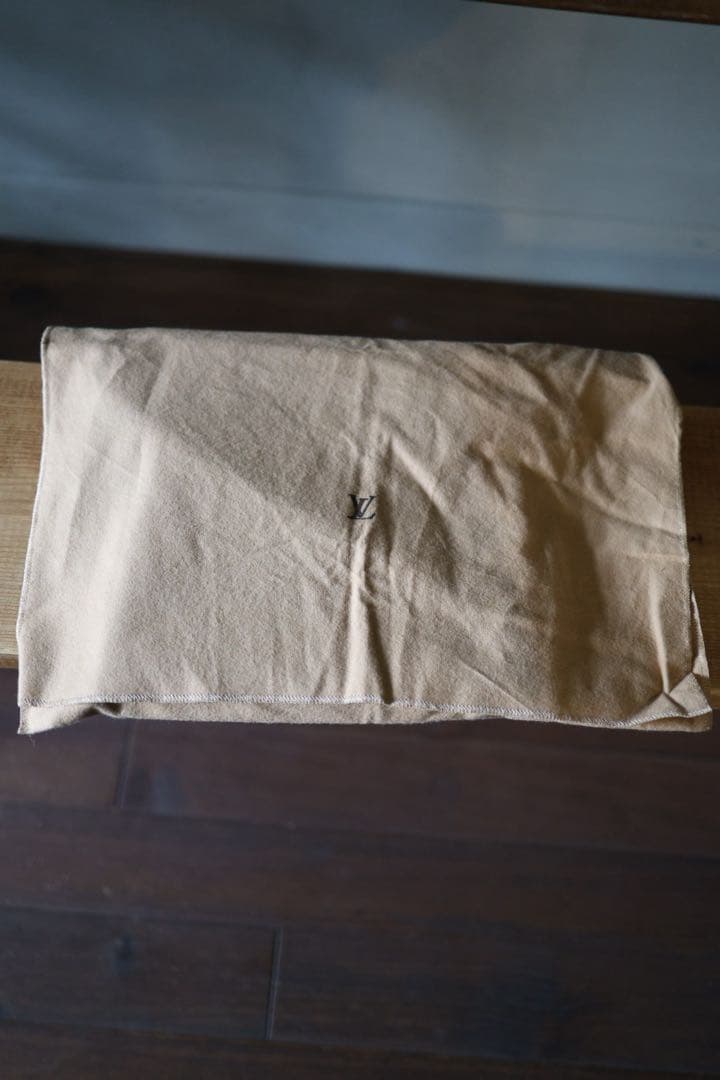 【新品】ルイヴィトン 大判スカーフ《カレ・モナコ》90cm モノグラム シルク