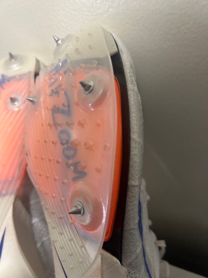 エアズーム　ヴィクトリー2 . 27.5cm