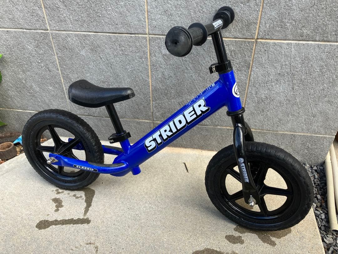 即購入OK 青色 三輪車 前面バスケット付き