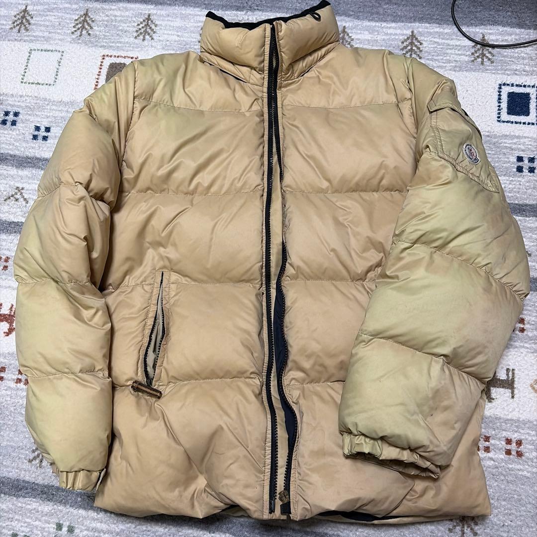 【カナグー】モンクレー ベージュ ダウンジャケット 中古・古着通販】MONCLER (モンクレール) ダウンジャケット ベージュ