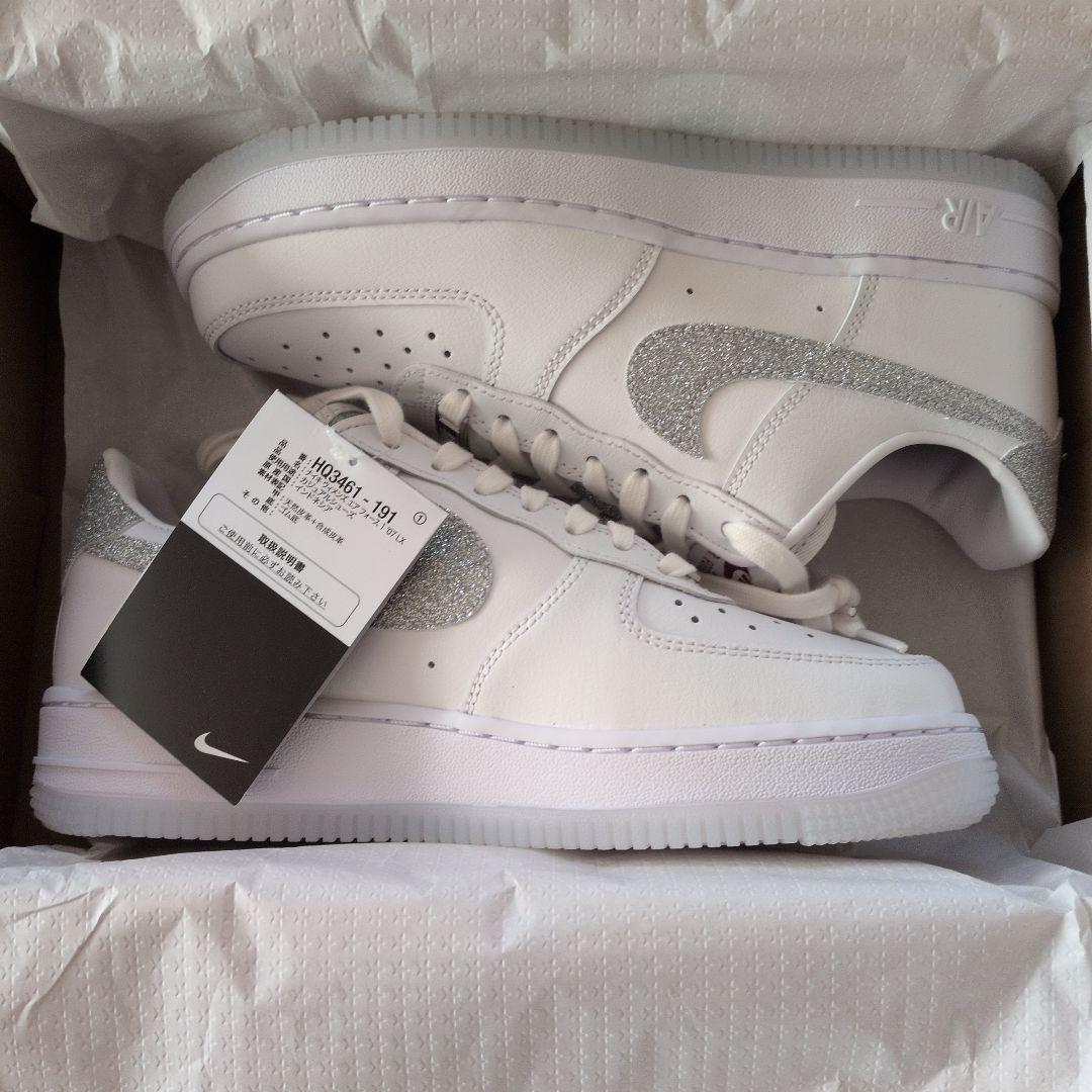 NIKE 23.5 エアフォース1'07 ホワイト クールグレー グリッター - メルカリ