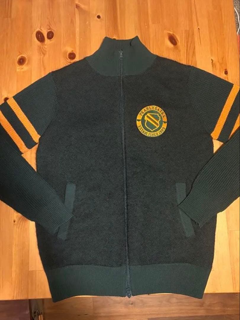 最終価格PEARLY GATES ドライバーズジャケット サイズ4 Dグリーン PEARLY GATES (パーリーゲイツ) ゴルフウェア(トップス) メンズ SIZE M