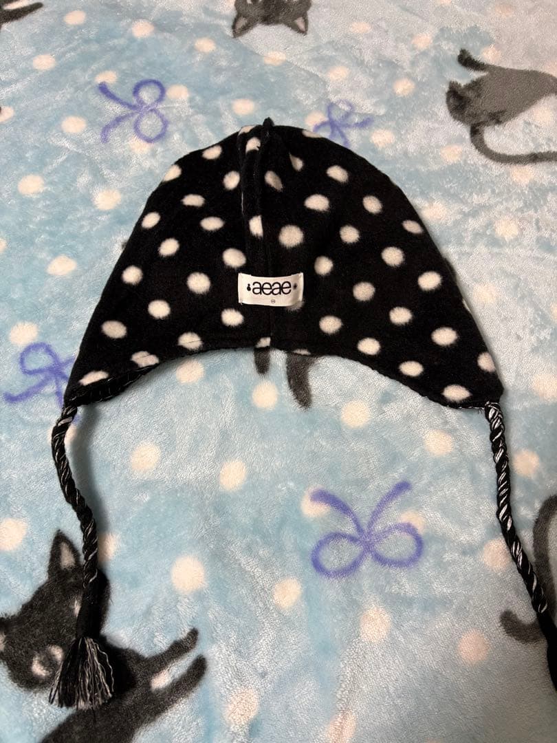 aeae EARFLAP BEANIE BLACK ドット ニット帽 - メルカリ