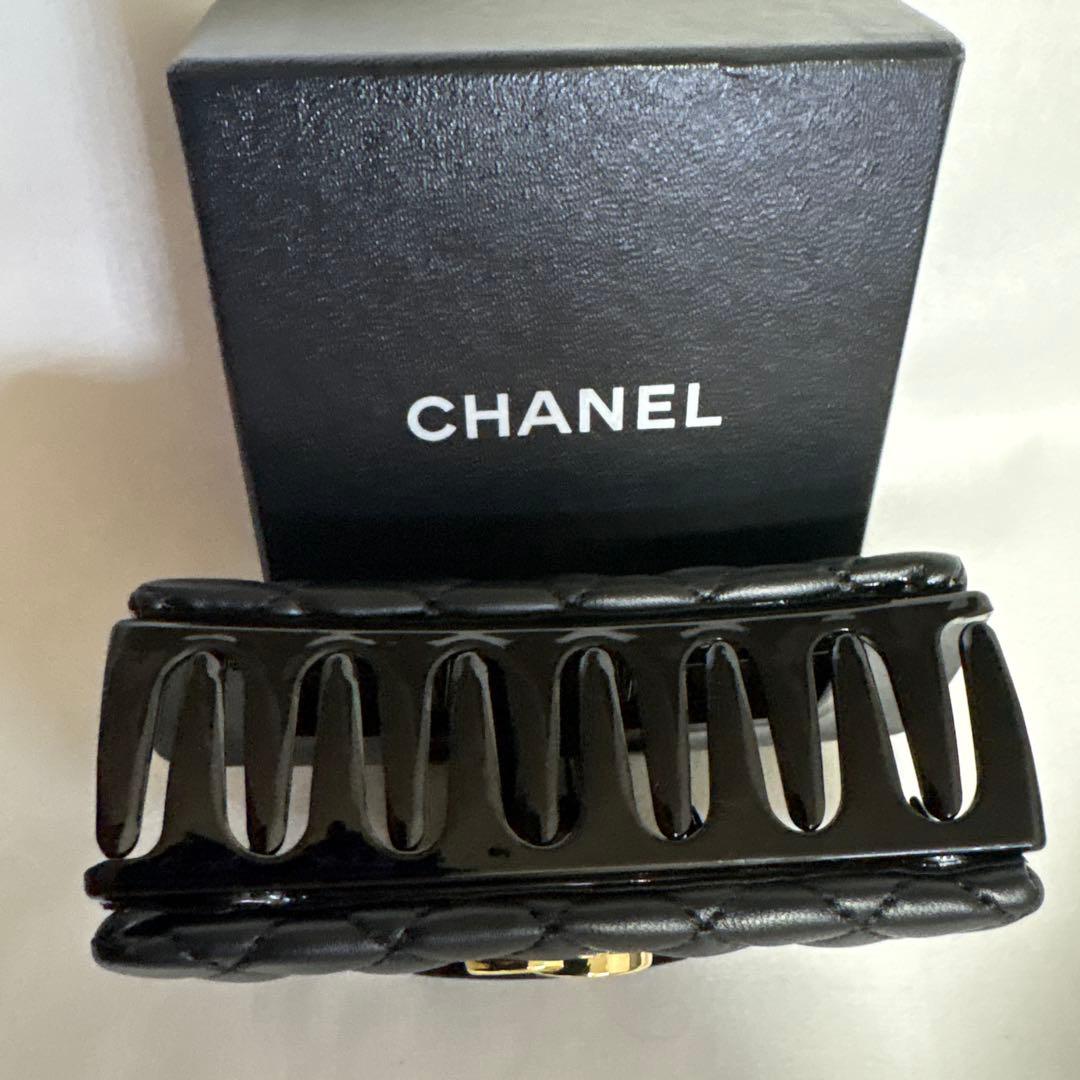 超希少1点❗️CHANELノベルティ海外ヘアクリップブラック