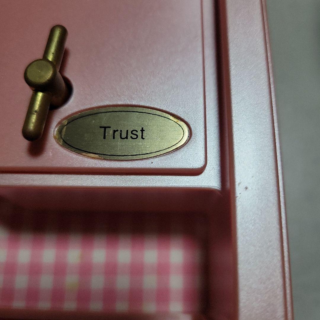 サンリオ ハローキティ オルゴール型ジュエリーボックス レトロ - メルカリ