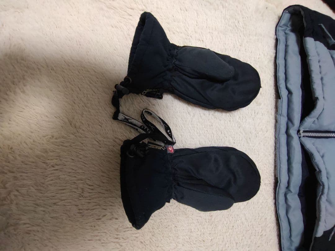 686 子供 スノーボード ウェア セット オマケ OYUKI グローブ付 - メルカリ