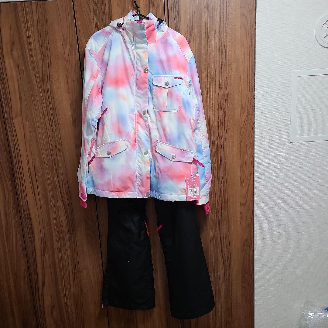 新品未使用タグ付SILICONACCESSORYスノボウェア上下セットピンク 新品未使用タグ付SILICONACCESSORYスノボウェア上下セットピンク