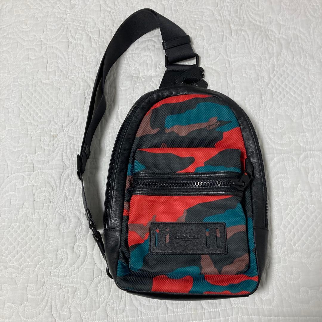 コーチ COACH メンズ 迷彩 カモフラージュ ボディバック コーチ バッグ メンズ COACH アウトレット カモ プリント シグネチャー