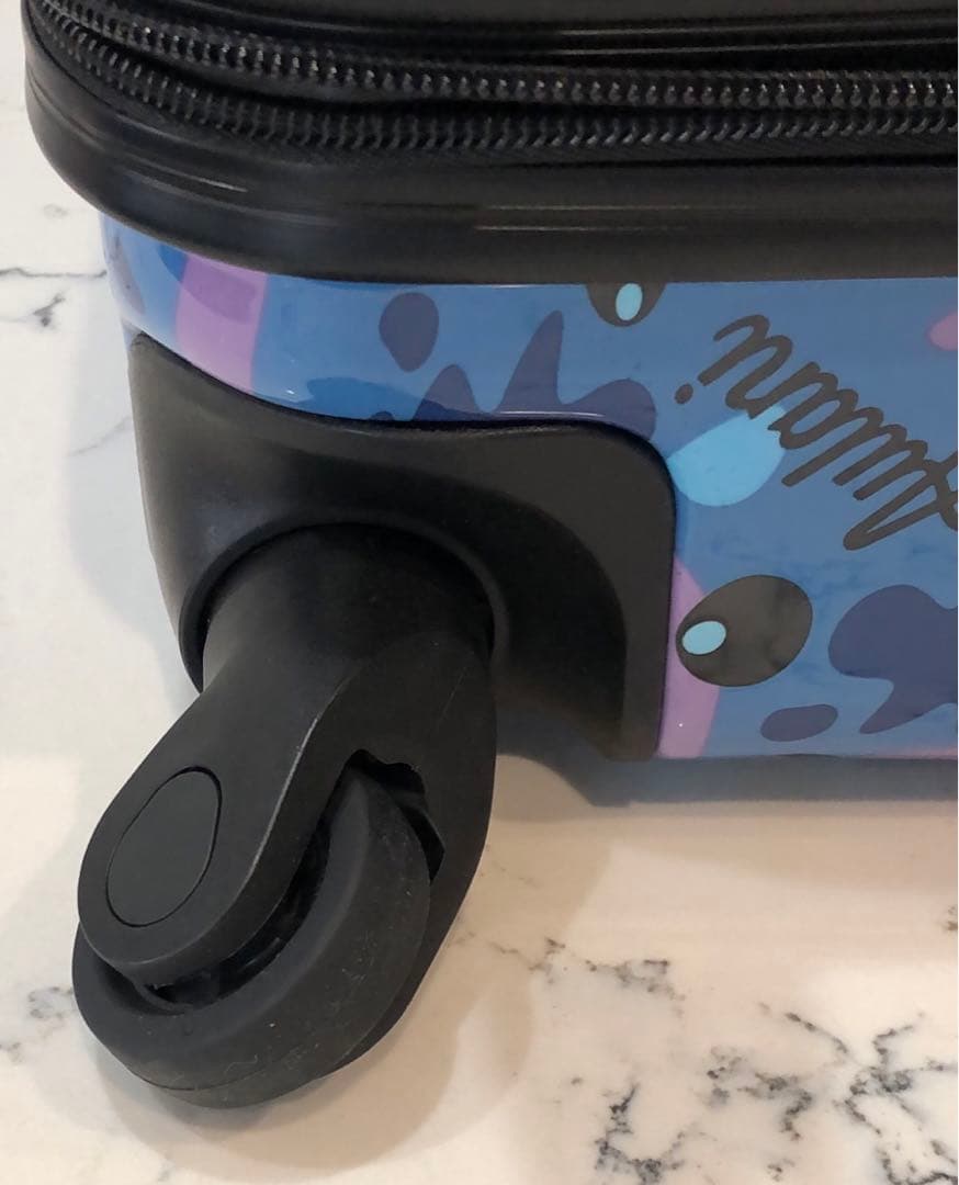 《のび太》ディズニー　アウラニリゾート限定　スティッチ　スーツケース