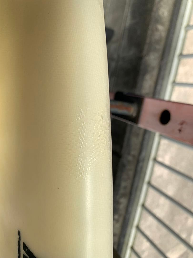 ネックベアード2スパインテック5'10 (32.9ℓ)テイクオフ反則ボード