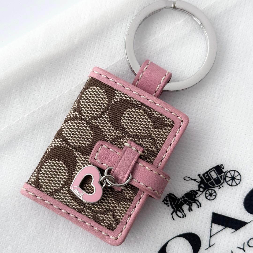 ❤︎ 新品 保管品❤︎ コーチ フォト キーホルダー シグネチャー