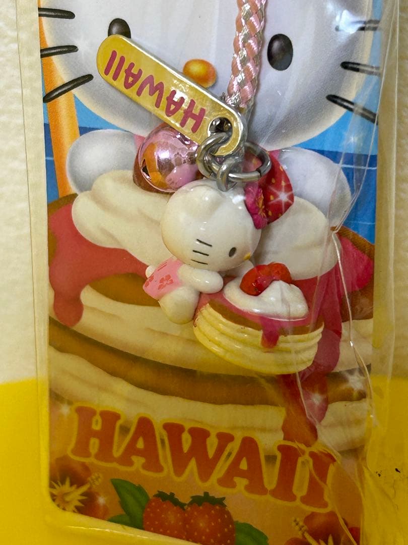 A*い様 レトロ サンリオ ハローキティ ハワイ限定 ストラップ パン