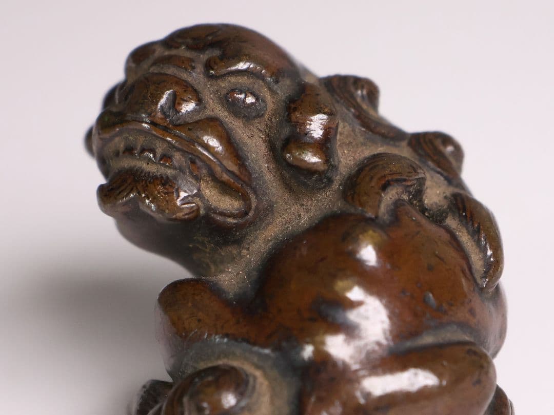 古銅 獅子 置物 5cm 71.4g 木箱入り 時代 金工 根付？【MB109】