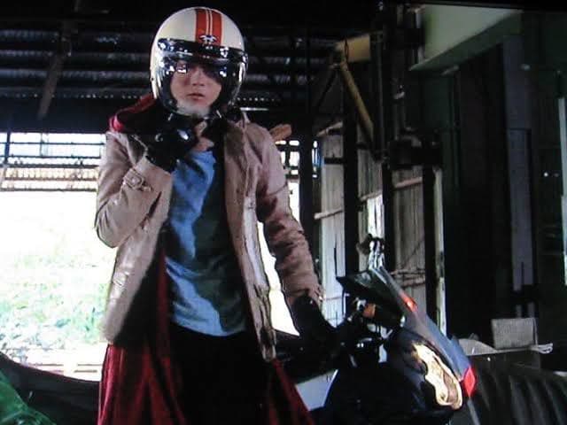 OGK KABUTO RADIC G2 仮面ライダーW 左翔太郎 菅田将暉 - メルカリ