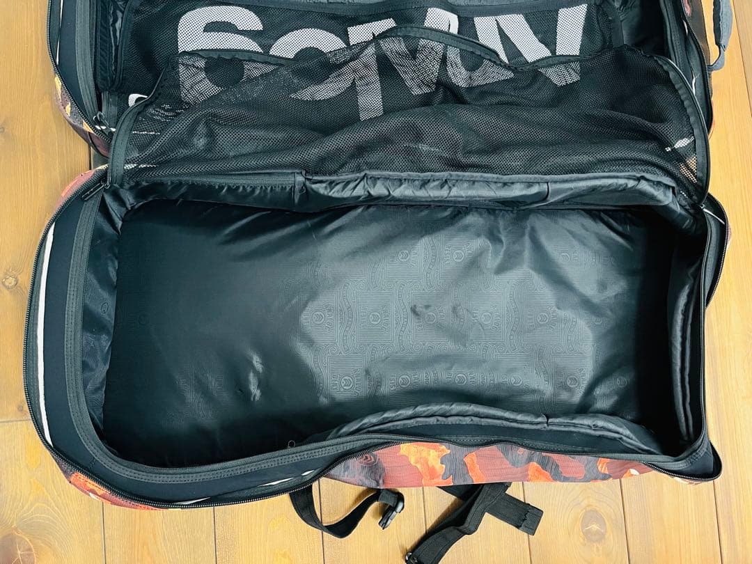 トラベルバッグ】スノーボード Analog カモフラージュ