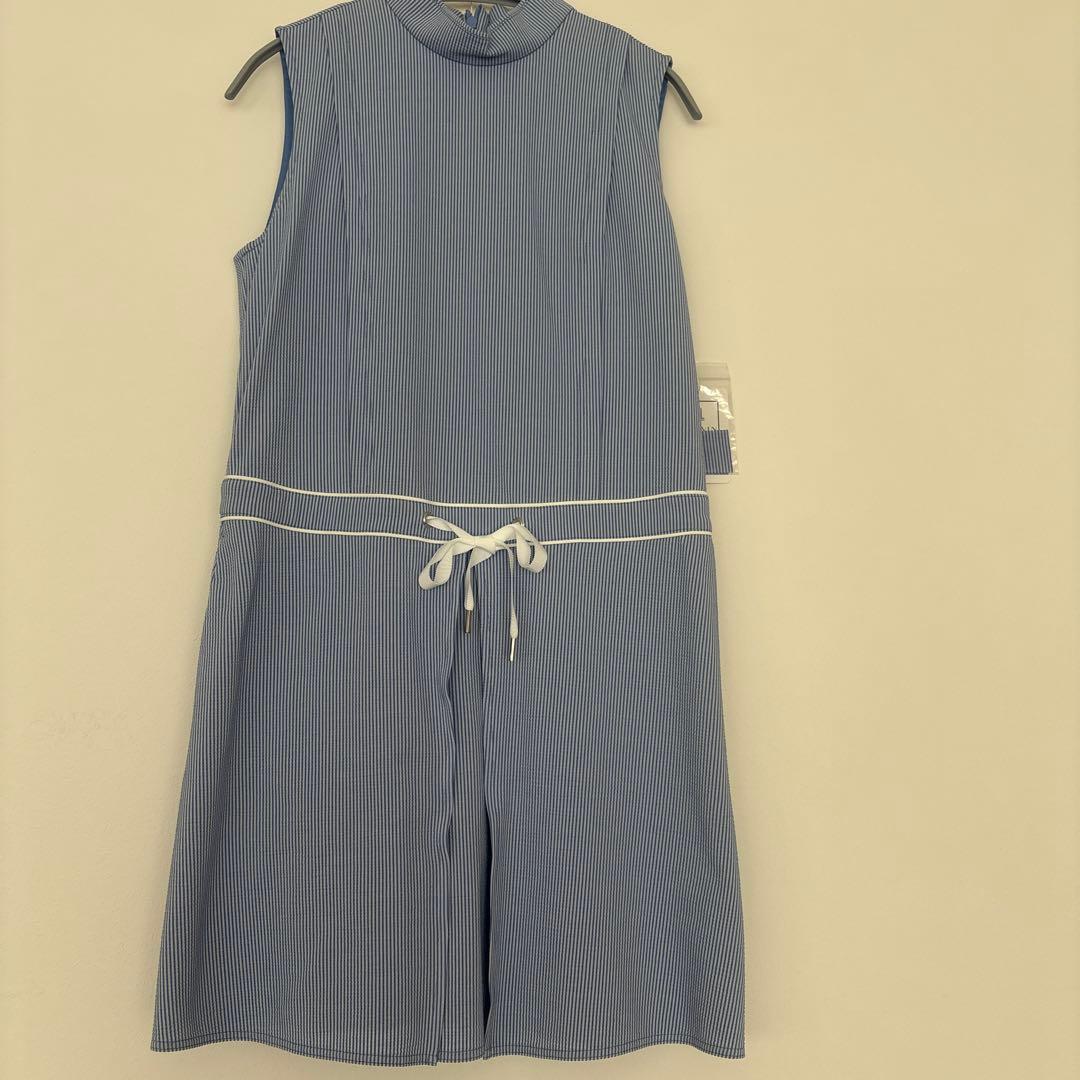 新品未使用ランバンスポール　サラサラ生地の ブルーワンピース 38サイズ 新品未使用ランバンスポール サラサラ生地の ブルーワンピース 38