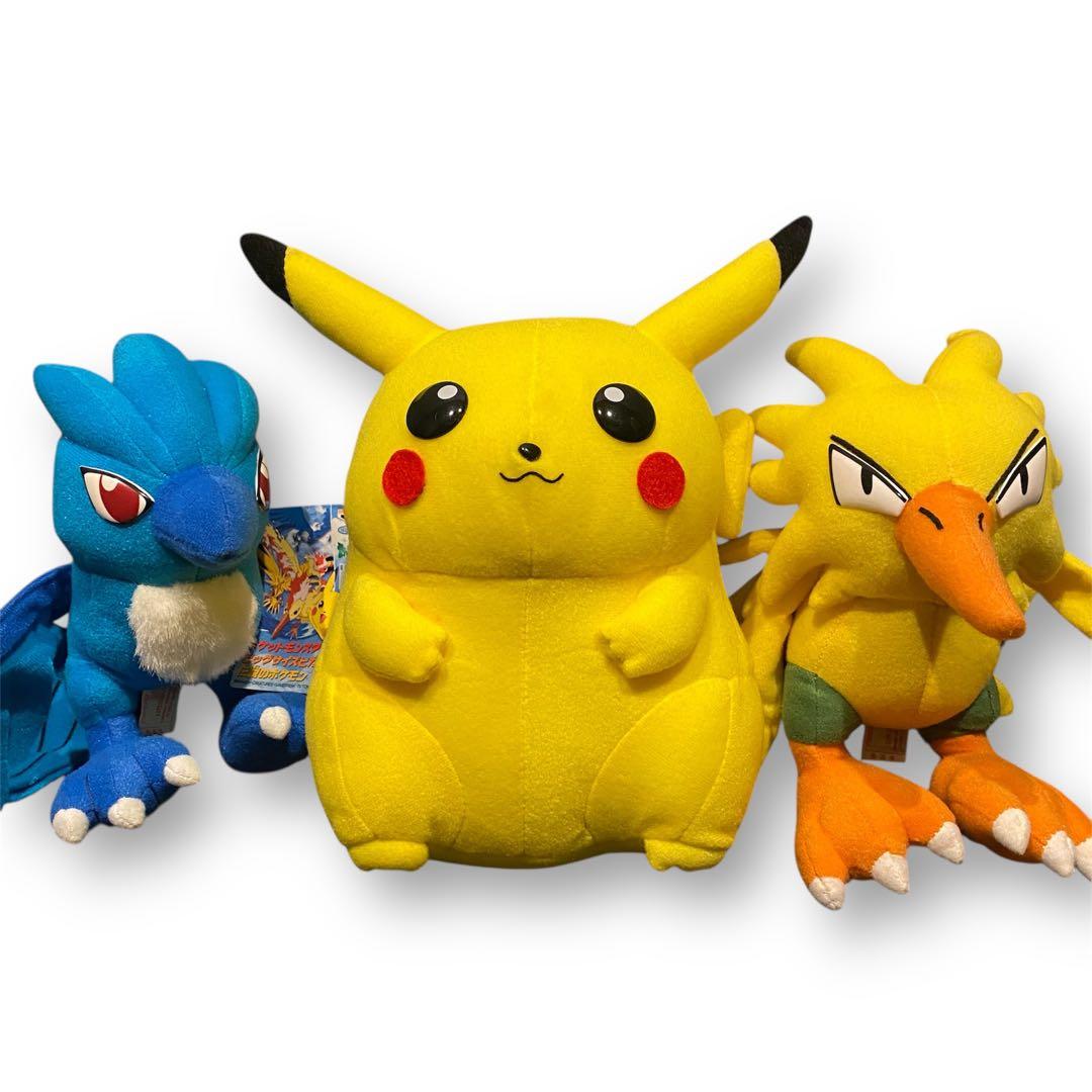 1999 ビッグサイズピカチュウ&伝説のポケモン バンプレスト ぬいぐるみ