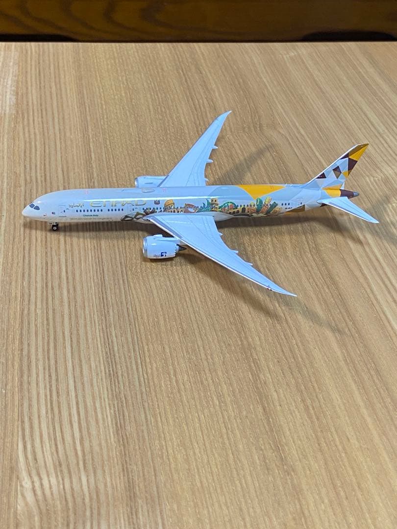 最終値下げ中 エティハド航空Boeing787-9（特別塗装）