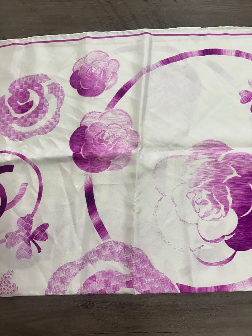 美品！CHANEL 花柄スカーフ 紫 約86cm x 86cm - メルカリ