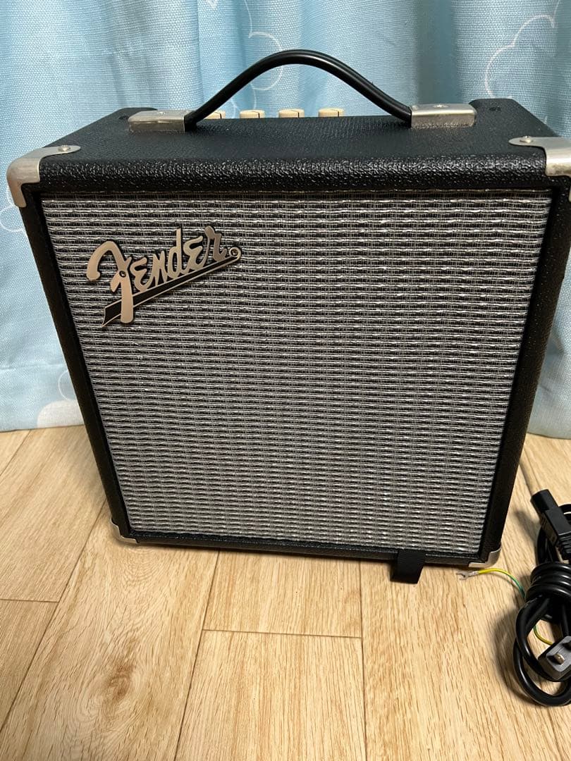 《美品送料込》‼️ Fenderフェンダー Rumble 15ベース用コンボアンプ